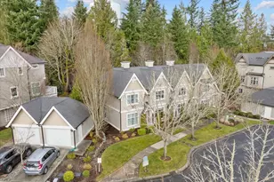 22668 NE Alder Crest Ln, Redmond, WA 98053 - Photo 3