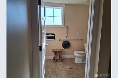 103 Veranda Drive - Admin Bldg, Oroville, WA 98844 - Photo 5