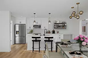 19505 Damson Rd, Lynnwood, WA 98036 - Photo 3