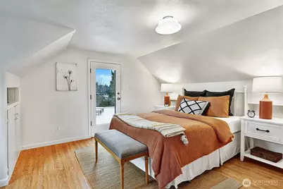 7506 Dibble Avenue NW, Seattle, WA 98117 - Photo 17