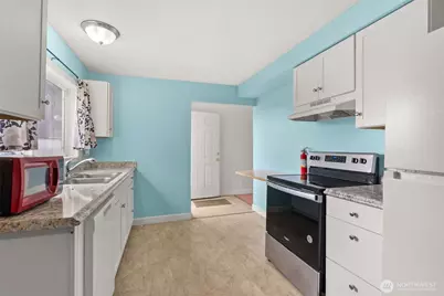 313 Rosewood St, Kelso, WA 98626 - Photo 13