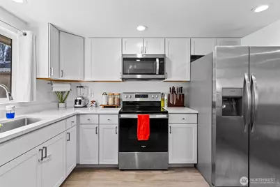 325 Eastmont Ave, East Wenatchee, WA 98802 - Photo 11