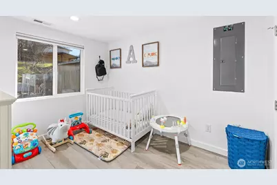 325 Eastmont Ave, East Wenatchee, WA 98802 - Photo 17