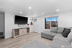 325 Eastmont Ave, East Wenatchee, WA 98802 - Photo 7