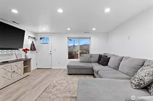 325 Eastmont Ave, East Wenatchee, WA 98802 - Photo 7