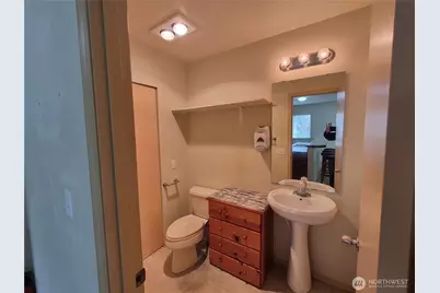 1725 E 41st, Tacoma, WA 98404 - Photo 9