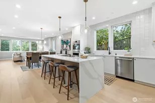 11217 NE 95th St, Kirkland, WA 98033 - Photo 9