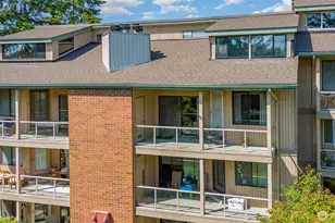 23001 Lakeview Dr, Mountlake Terrace, WA 98043 - Photo 25