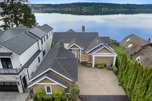 2010 W Lake Sammamish Pkwy SE, Bellevue, WA 98008 - Photo 31