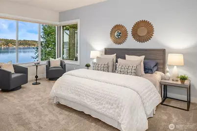 2010 W Lake Sammamish Parkway SE, Bellevue, WA 98008 - Photo 11