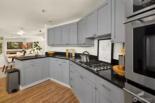 9039 NE Juanita Dr, Kirkland, WA 98034 - Photo 5