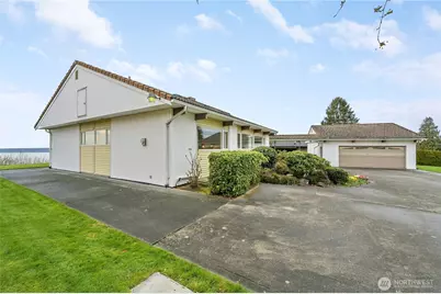 12895 Shorecrest Drive SW, Seattle, WA 98146 - Photo 15