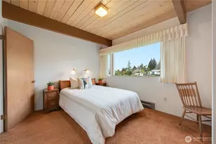 12895 Shorecrest Dr SW, Seattle, WA 98146 - Photo 17