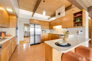 12895 Shorecrest Dr SW, Seattle, WA 98146 - Photo 11