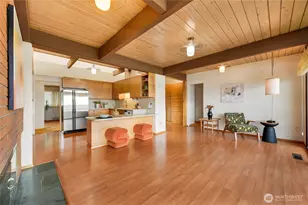 12895 Shorecrest Dr SW, Seattle, WA 98146 - Photo 9