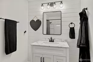 621 Parker Rd, Coupeville, WA 98239 - Photo 25