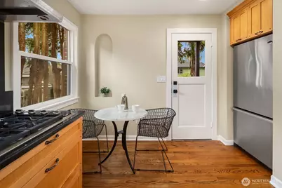 1216 NE 77th Street, Seattle, WA 98115 - Photo 19