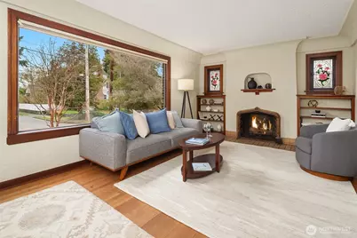 1216 NE 77th Street, Seattle, WA 98115 - Photo 9