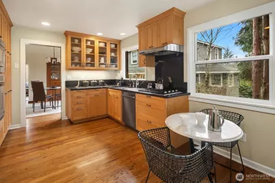 1216 NE 77th Street, Seattle, WA 98115 - Photo 15