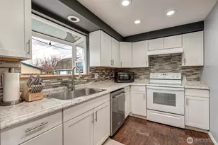 19907 51st Dr NE, Arlington, WA 98223 - Photo 3