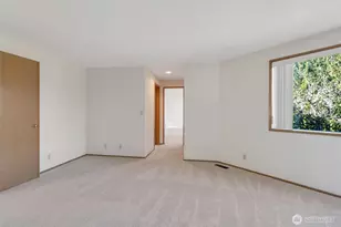 25746 SE 39th St, Sammamish, WA 98029 - Photo 23