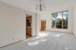 25746 SE 39th St, Sammamish, WA 98029 - Photo 27