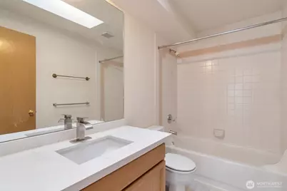 25746 SE 39th Street, Sammamish, WA 98029 - Photo 19