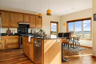 650 Skymeadow Dr, Coupeville, WA 98239 - Photo 7