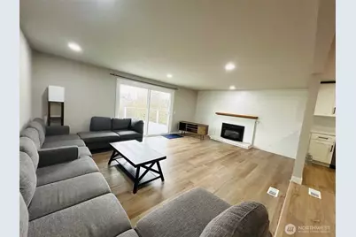 12643 156th Avenue SE, Renton, WA 98059 - Photo 9