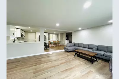 12643 156th Avenue SE, Renton, WA 98059 - Photo 3