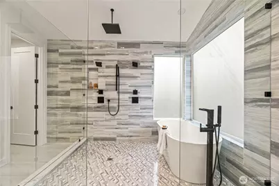 11204 108th Ave NE, Kirkland, WA 98033 - Photo 23