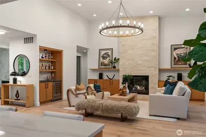 11204 108th Ave NE, Kirkland, WA 98033 - Photo 3