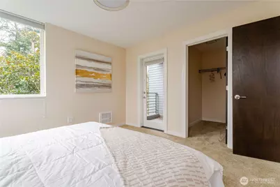 725 17th Avenue #Unit A, Seattle, WA 98122 - Photo 9