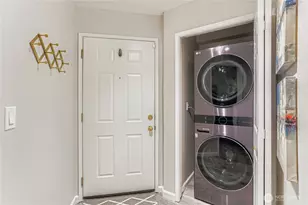 5000 NW Village Park Dr, Issaquah, WA 98027 - Photo 3