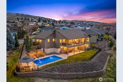 317 Stoneridge Drive, East Wenatchee, WA 98802 - Photo 1