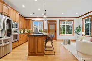 2557 NE Park Dr, Issaquah, WA 98029 - Photo 15