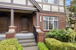 2557 NE Park Dr, Issaquah, WA 98029 - Photo 3