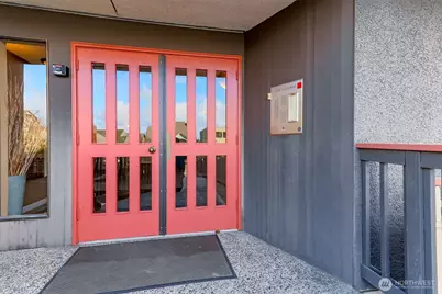 4444 44th Avenue SW #405, Seattle, WA 98116 - Photo 5