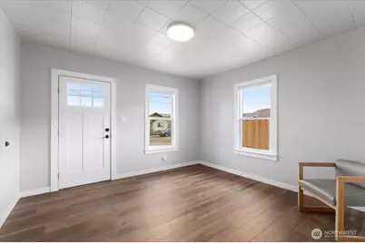 910 Walker Avenue, Wenatchee, WA 98801 - Photo 5