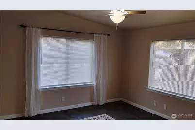 150 E Kingston Way, Shelton, WA 98584 - Photo 17