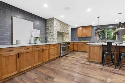 25711 SE 31st Place, Sammamish, WA 98075 - Photo 9