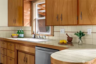 2627 N Highland St, Tacoma, WA 98407 - Photo 9