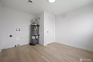 904 906 E Alderwood Dr, Moses Lake, WA 98837 - Photo 9