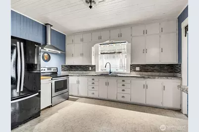 1205 49th Street, Seaview, WA 98644 - Photo 15