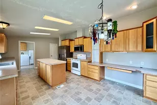 620 Chenois Ave NE, Ocean Shores, WA 98569 - Photo 9