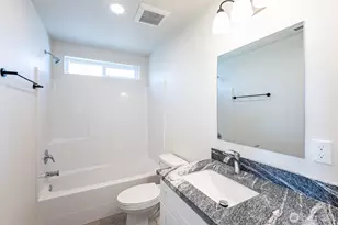 1070 S Grand Dr, Moses Lake, WA 98837 - Photo 25