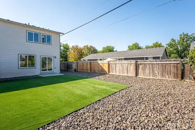 1070 S Grand Drive, Moses Lake, WA 98837 - Photo 9
