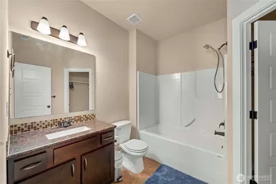 11410 Waller Road E, Tacoma, WA 98446 - Photo 23