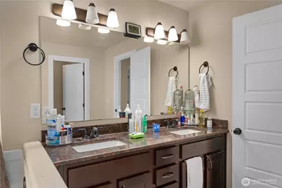 11410 Waller Road E, Tacoma, WA 98446 - Photo 19