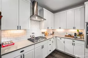 17943 123rd St E, Bonney Lake, WA 98391 - Photo 9